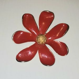1950's - 1960's Red and gold vintage brooch